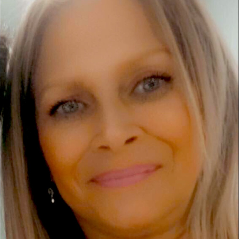 Meet your Posher, Migdalia